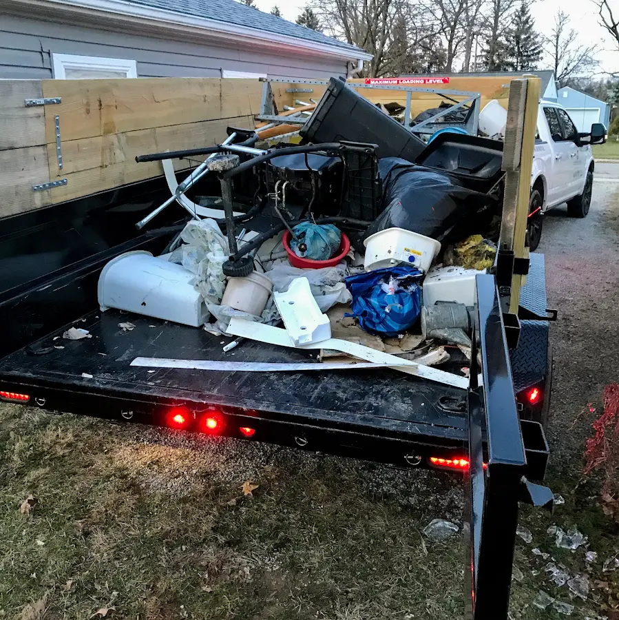 Roll-off dumpster delivered to a residential driveway in Escatawpa